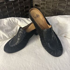 Söfft Black Embossed Witchy Leather & Velvet Mules Slip-On Size 5.5M